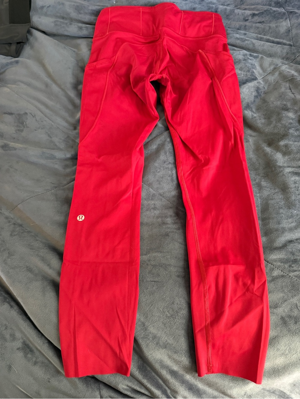 Fast&Free lululemon High-Rise Red Performance Leggings with Side Pockets - Picture 2 of 3